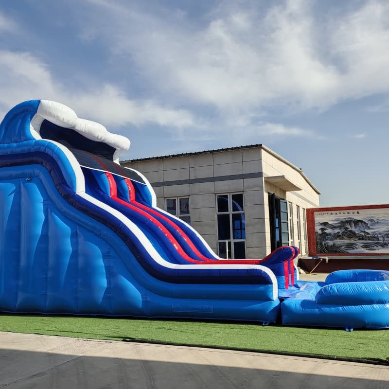 Inflatable Water Slide with Splash Pool