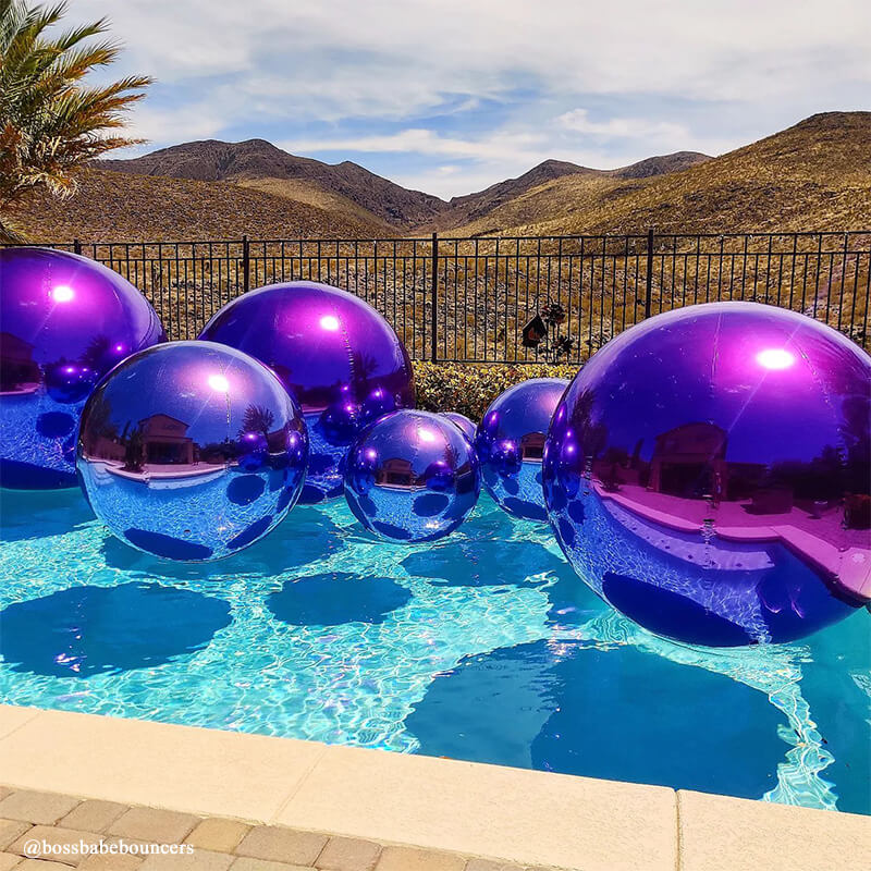 Lila leuchtender aufblasbarer Spiegelballon