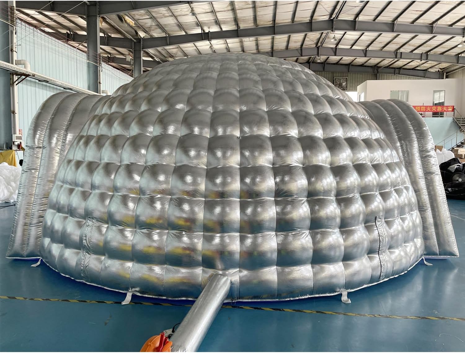 Tente dôme igloo gonflable portable d'extérieur avec éclairage LED pour fête, mariage, événement, camping