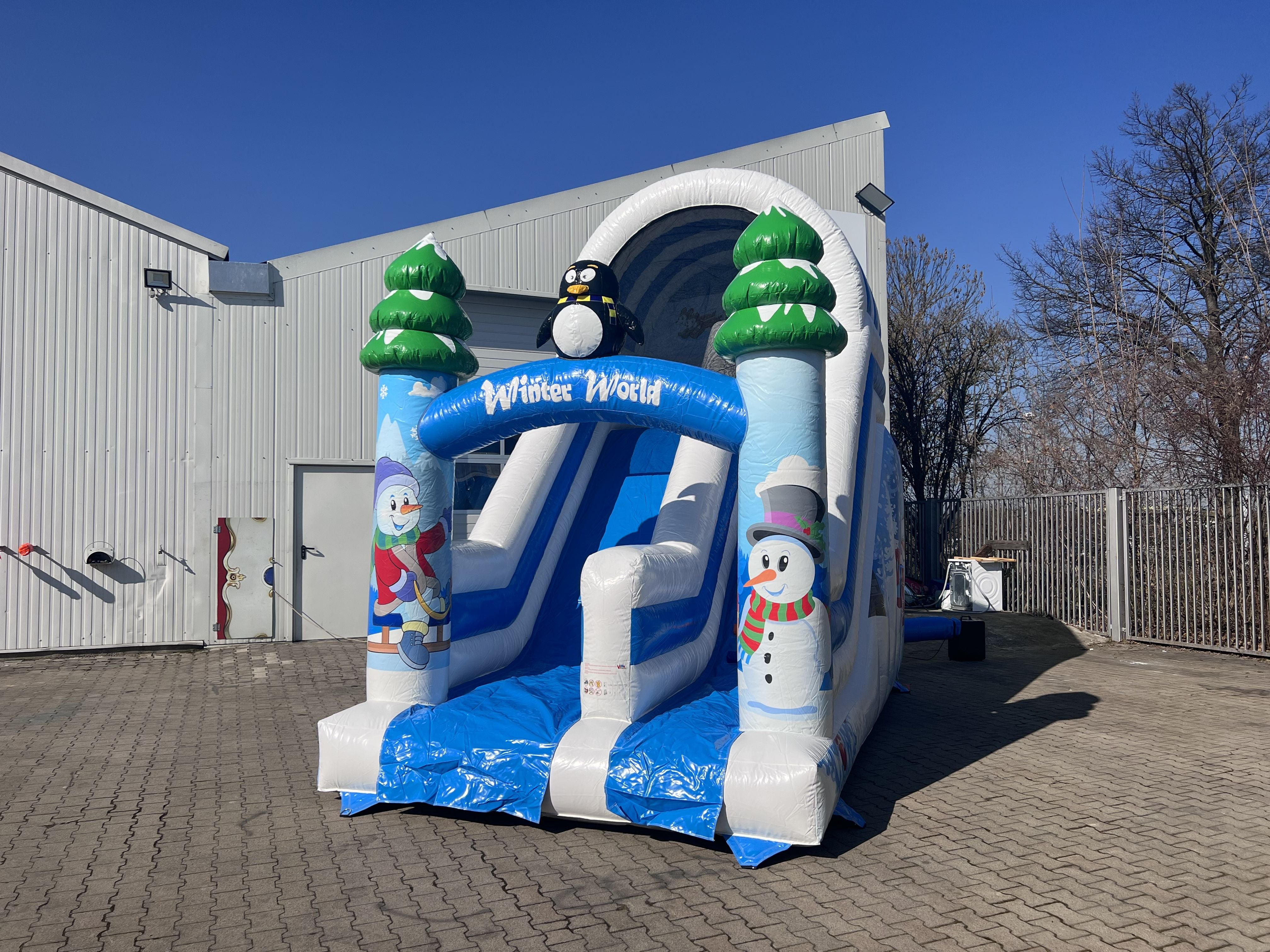 Commercial Inflatable Snow World Slide for Entertainment
