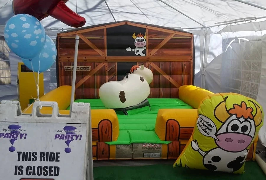 Inflatable Mechanical Bull Cow Riding Game