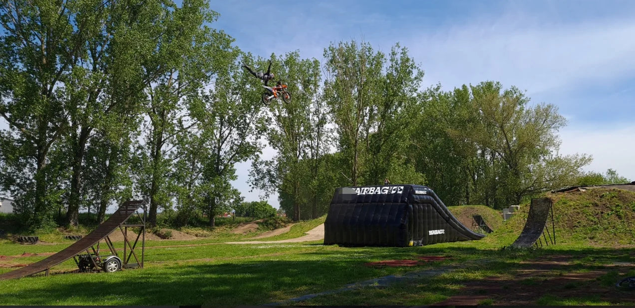 Inflatable Stunt Jump Airbag Pad for Extreme Sport BMX Ramp for Bike Jump