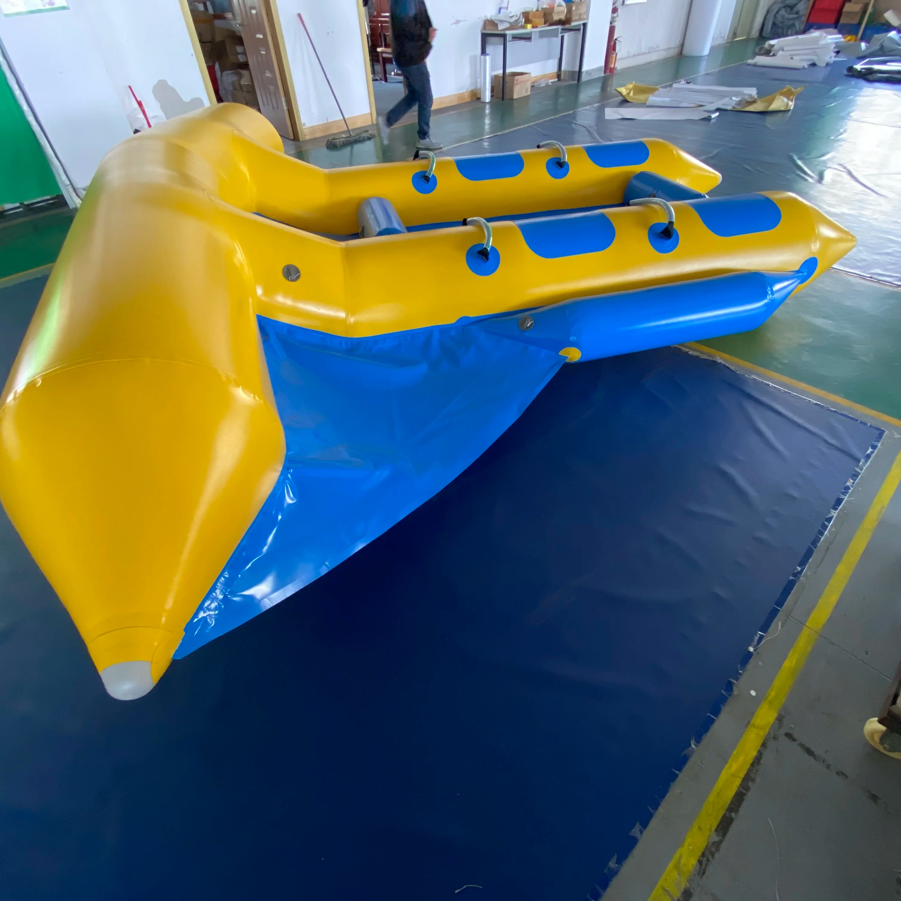 Inflatable Flying Fish Water Towable Yacht Toy 4 Seats