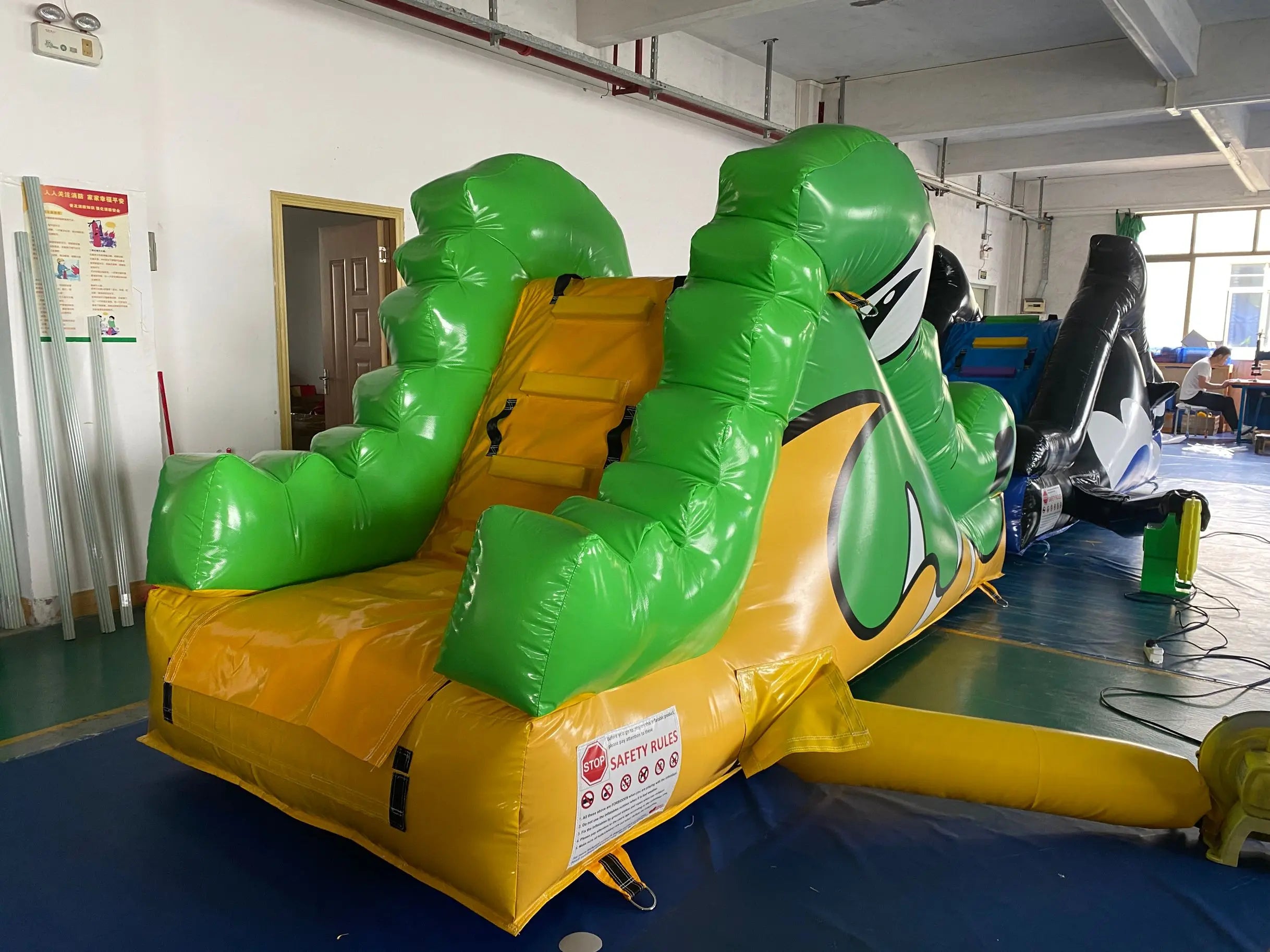 Inflatable Whale Small Slide Inflatable Bouncy 13 FT