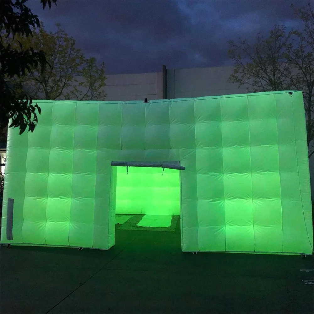 Aufblasbares Partyzelt mit LED-Licht im Freien