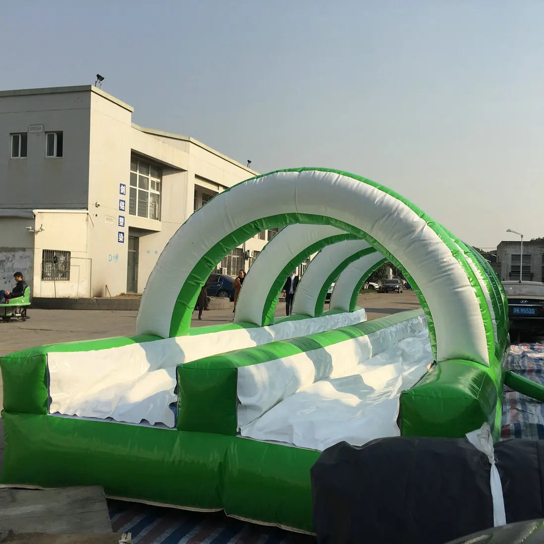 Aufblasbare Doppelbahn-Rutschbahn für Sommerspaß