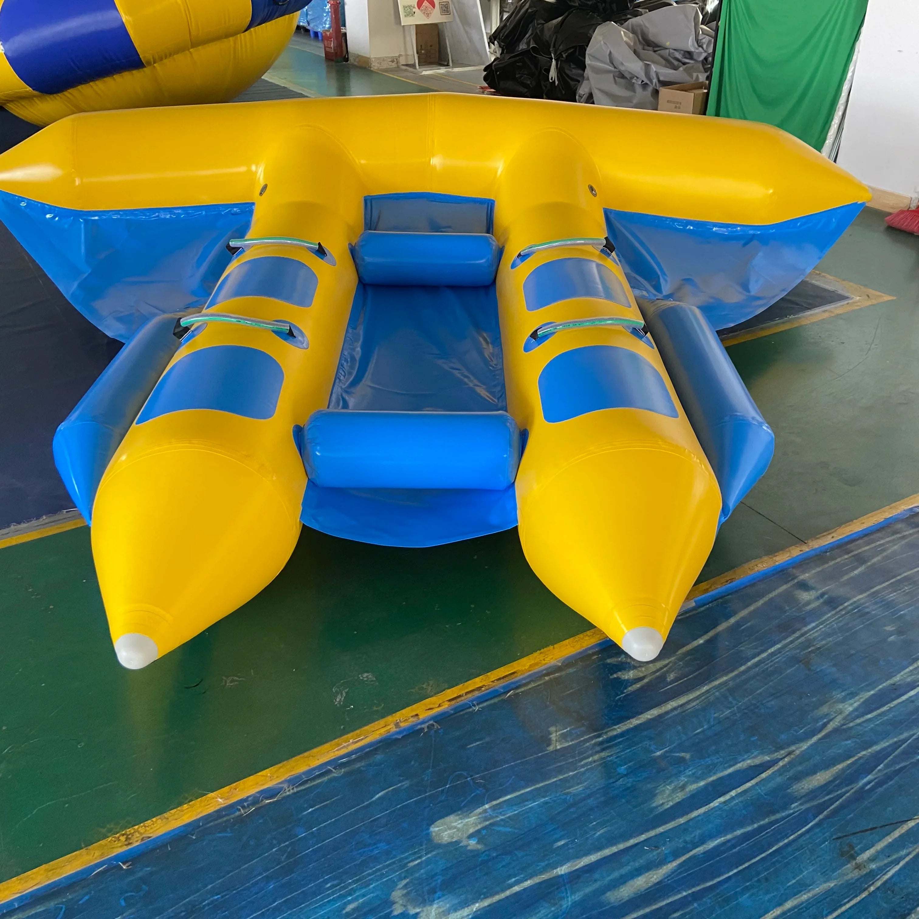 Inflatable Flying Fish Water Towable Yacht Toy 4 Seats