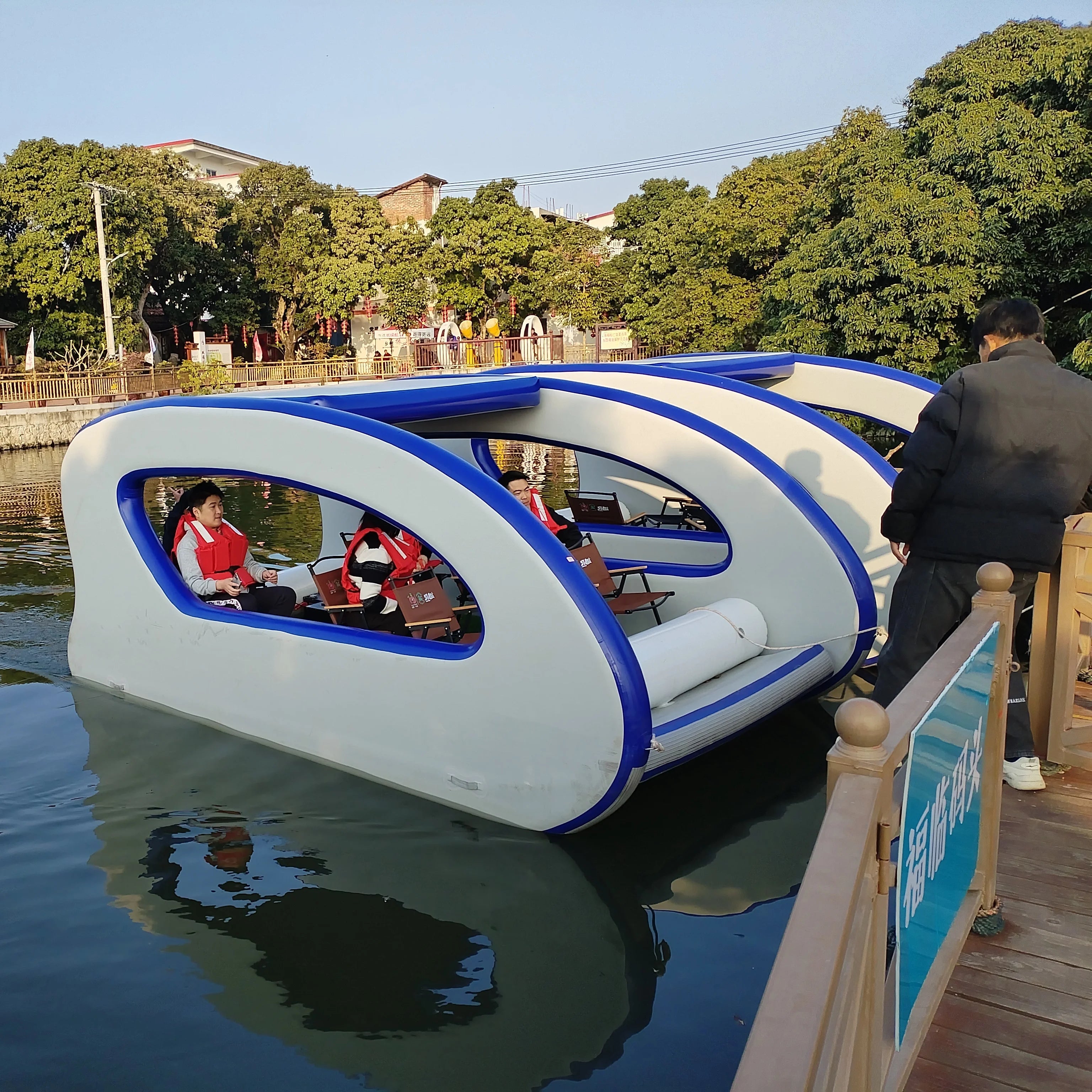 Luxury Inflatable Catamaran Float for Adventures
