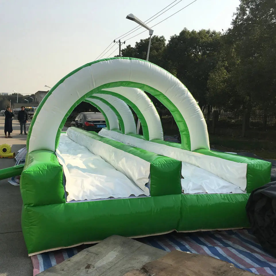 Aufblasbare Doppelbahn-Rutschbahn für Sommerspaß