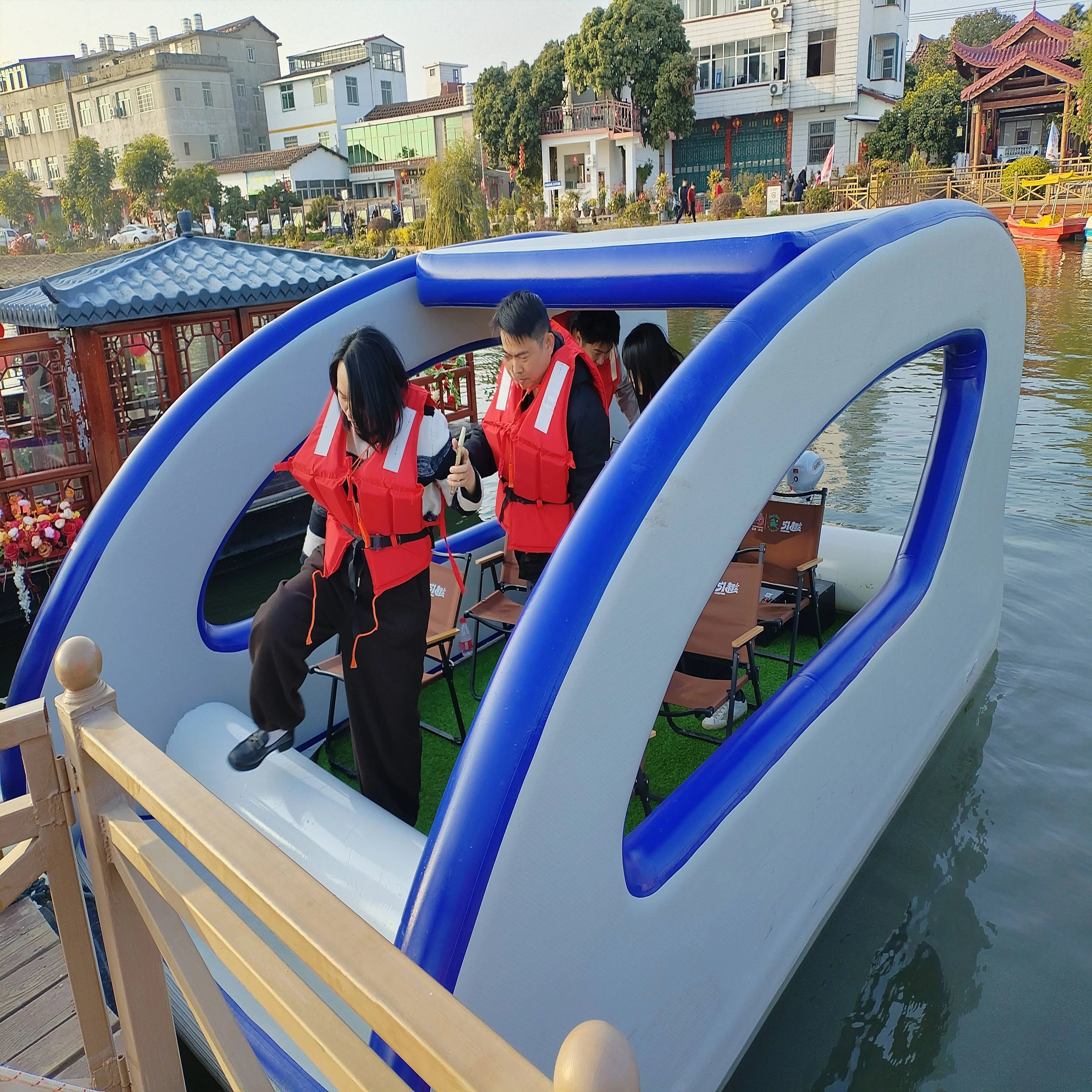 Luxury Inflatable Catamaran Float for Adventures