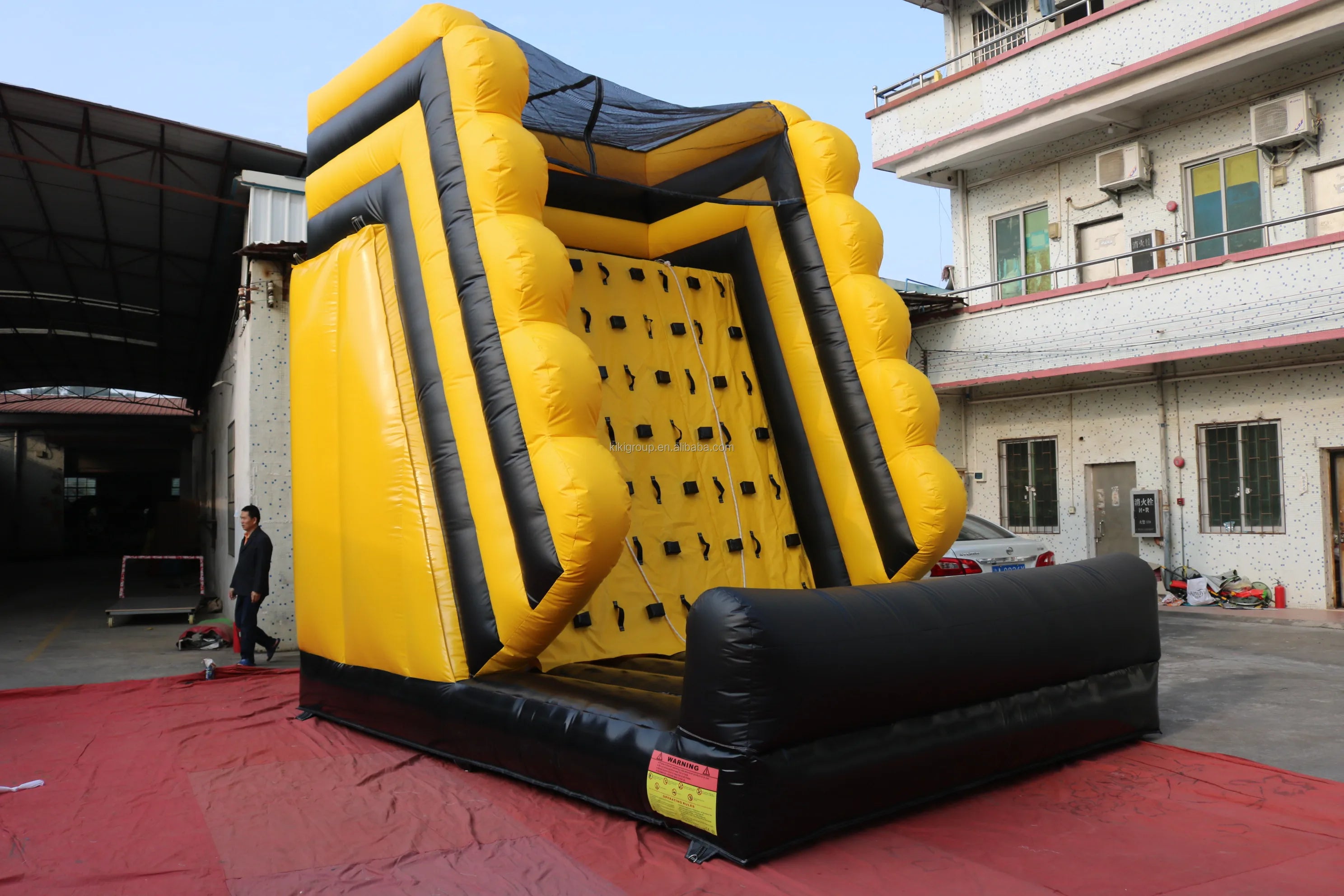 Inflatable Climbing Wall for Amusement Parks