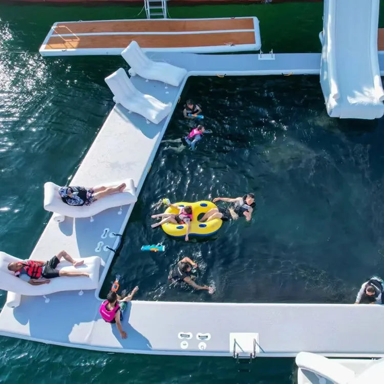 Inflatable Floating Water Park with Net
