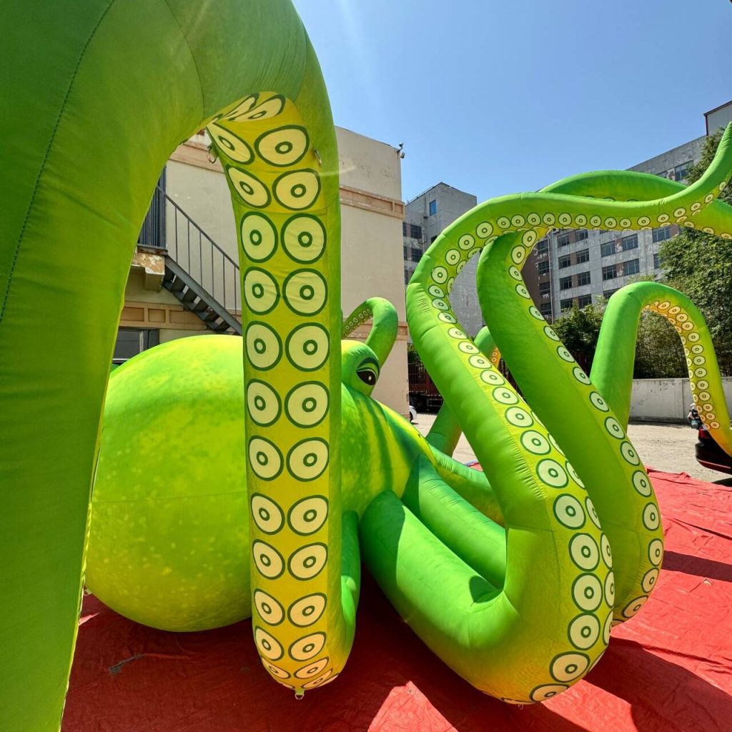 Giant Inflatable Octopus for Event Decoration