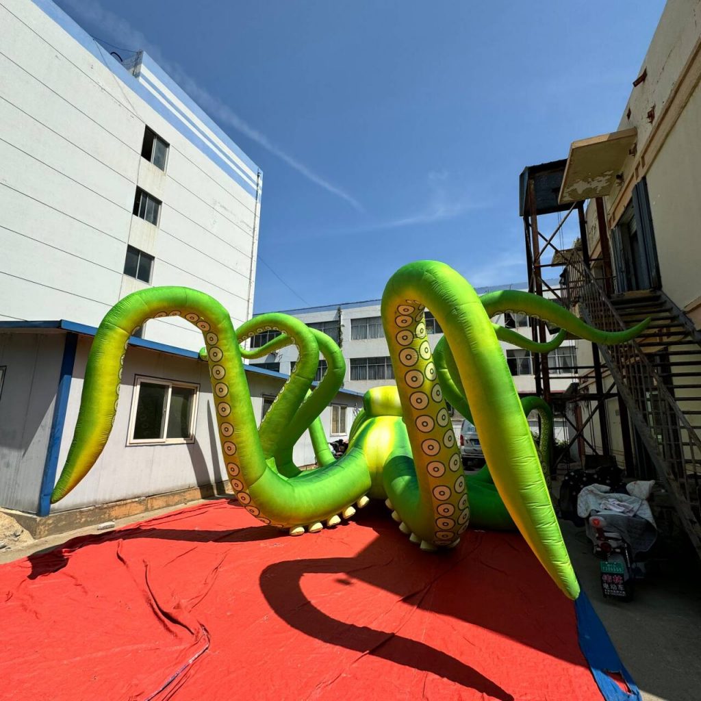Giant Inflatable Octopus for Event Decoration