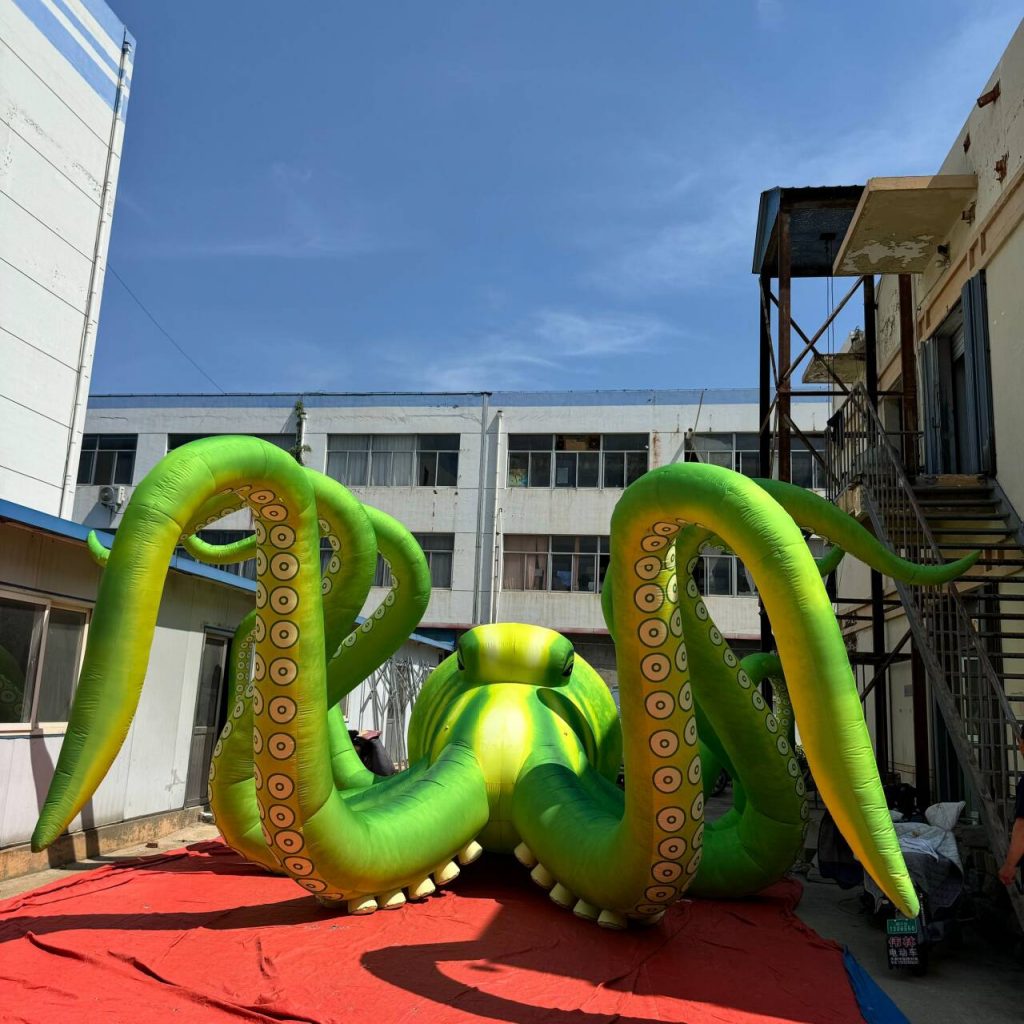 Giant Inflatable Octopus for Event Decoration