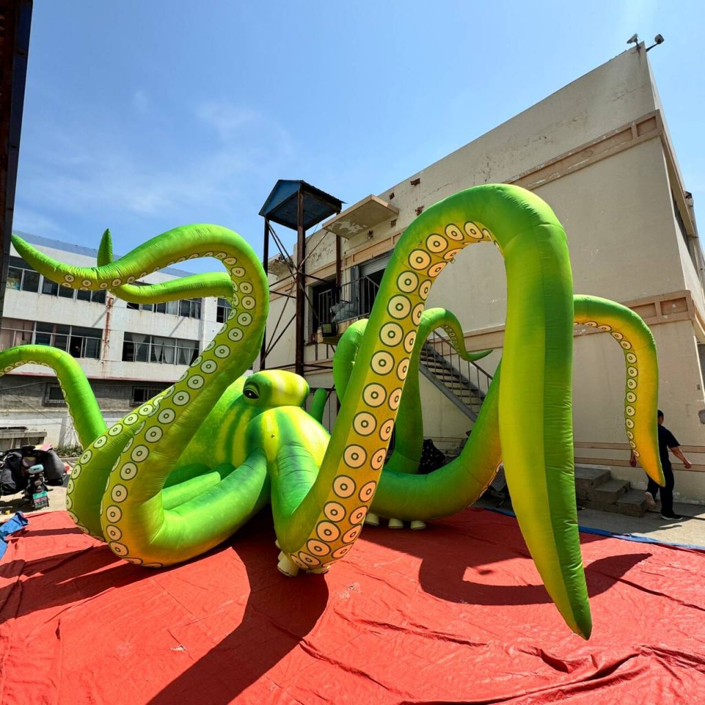 Giant Inflatable Octopus for Event Decoration