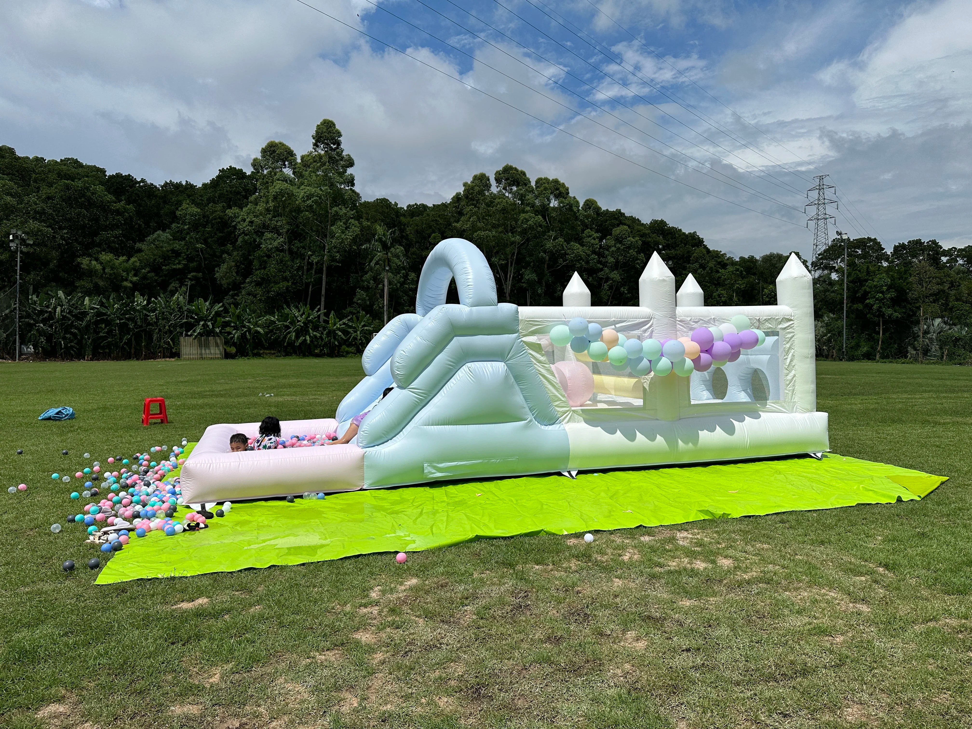 Aufblasbarer Dschungel-Wasserspiel-Hindernisparcours