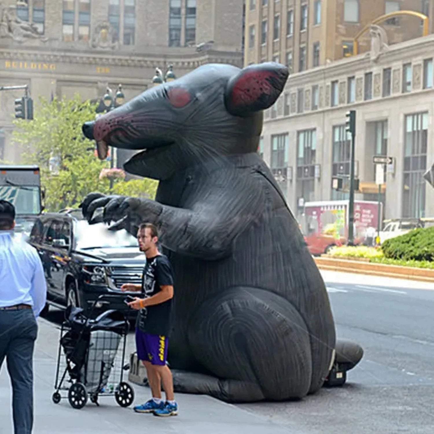 Riesige aufblasbare Rattenmaus mit Gebläse