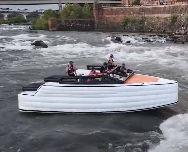 Inflatable Luxury Yacht Boat for Ultimate Water Experience