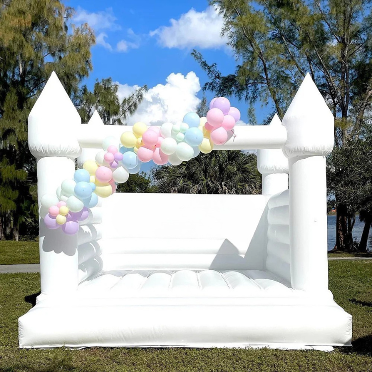 Inflatable Castle with Double Slides for Weddings