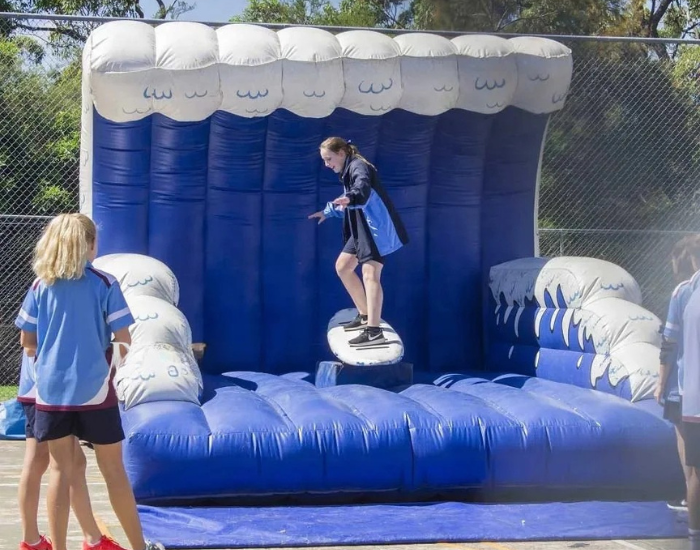 Inflatable Surfing Simulator with Safety Mat