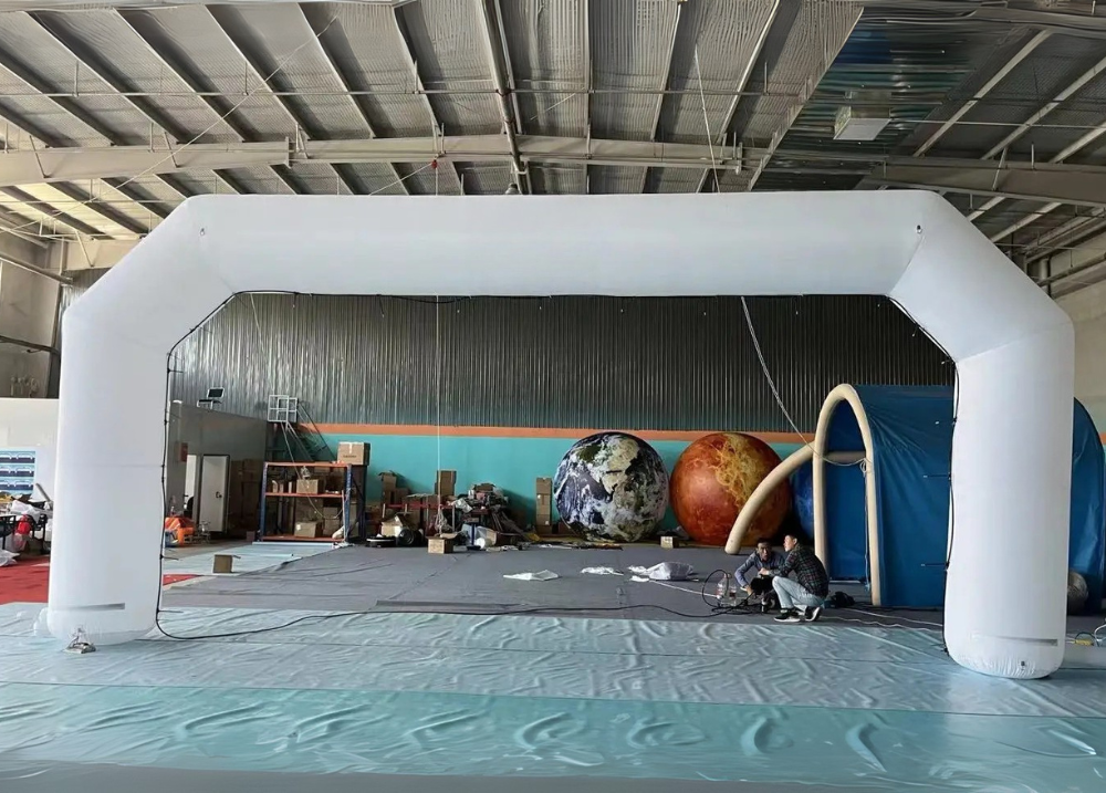 Inflatable Misting Arch for Outdoor Cooling