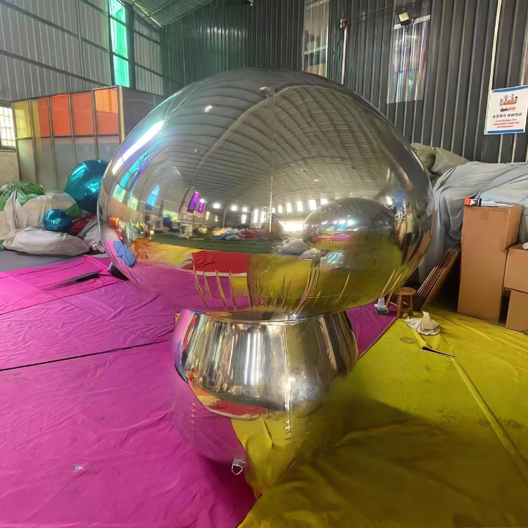 Inflatable Reflective Mushroom Decoration for Events