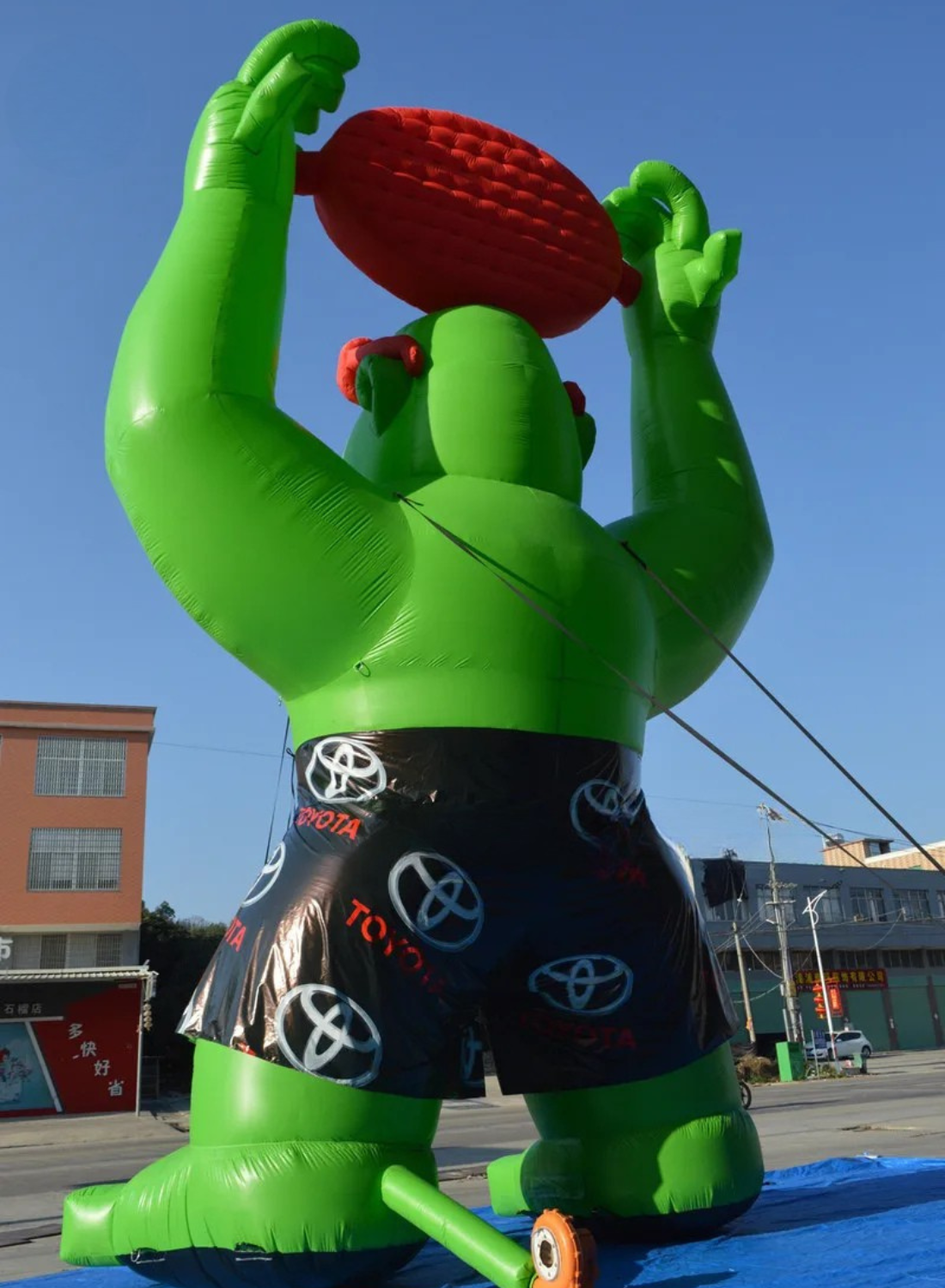 Giant Inflatable Gorilla for Marketing