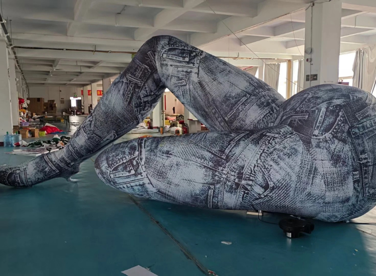 Giant Inflatable Jeans for Promotion Events