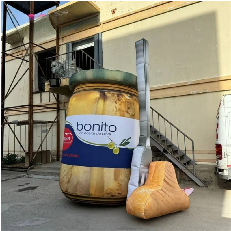 Customized Inflatable Bottle for Promotion