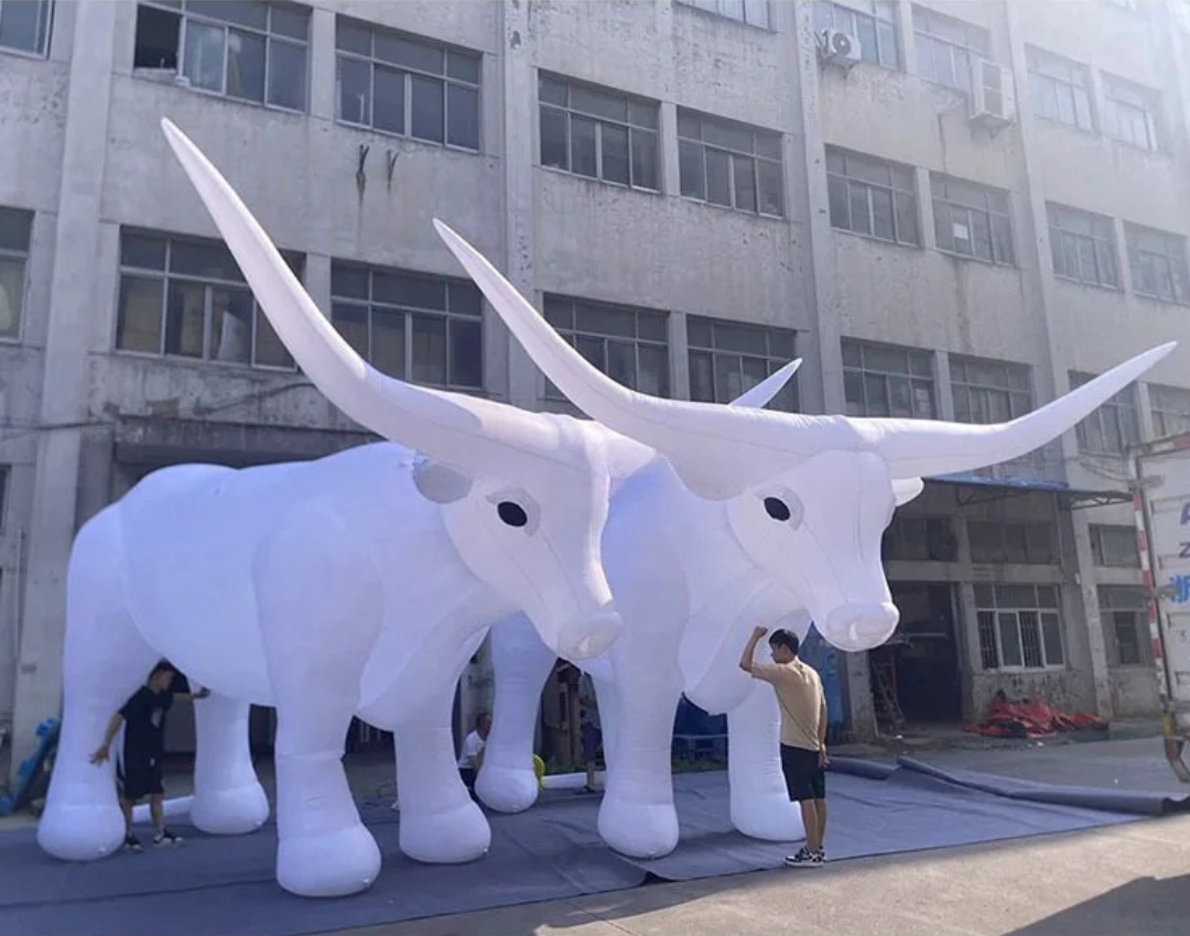 Inflatable Longhorn Bull Customizable LED Advertising