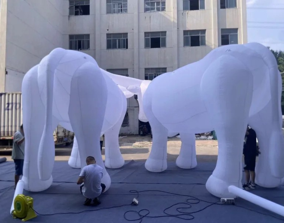 Inflatable Longhorn Bull Customizable LED Advertising