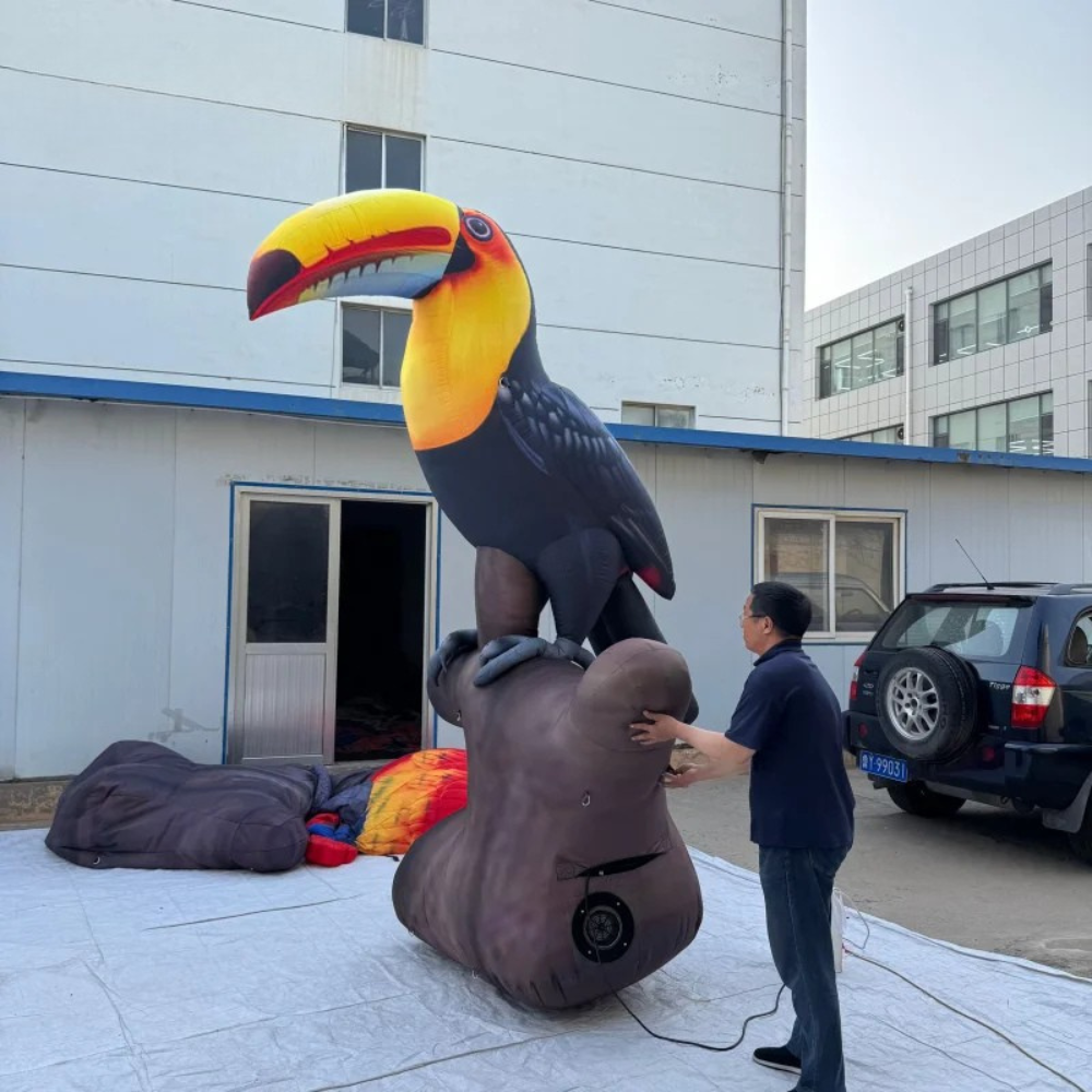 Inflatable Toucan Decoration Eye-Catching Display for Events