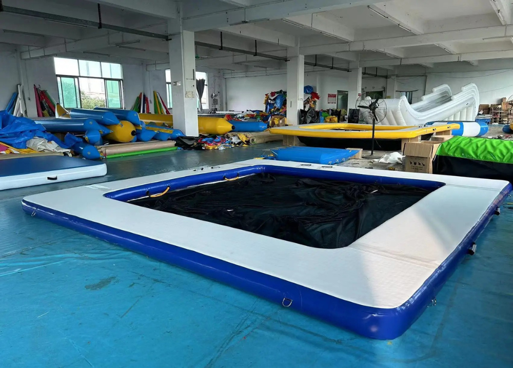 Plateforme de piscine flottante gonflable pour yachts
