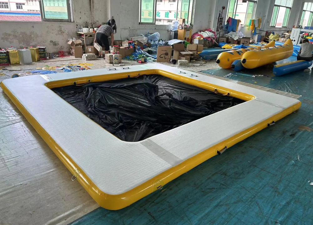 Plateforme de piscine flottante gonflable pour yachts