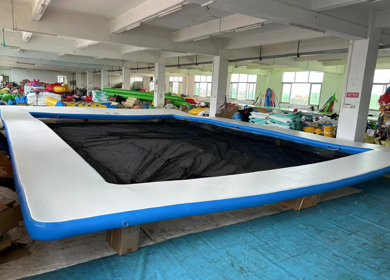 Plateforme de piscine flottante gonflable pour yachts