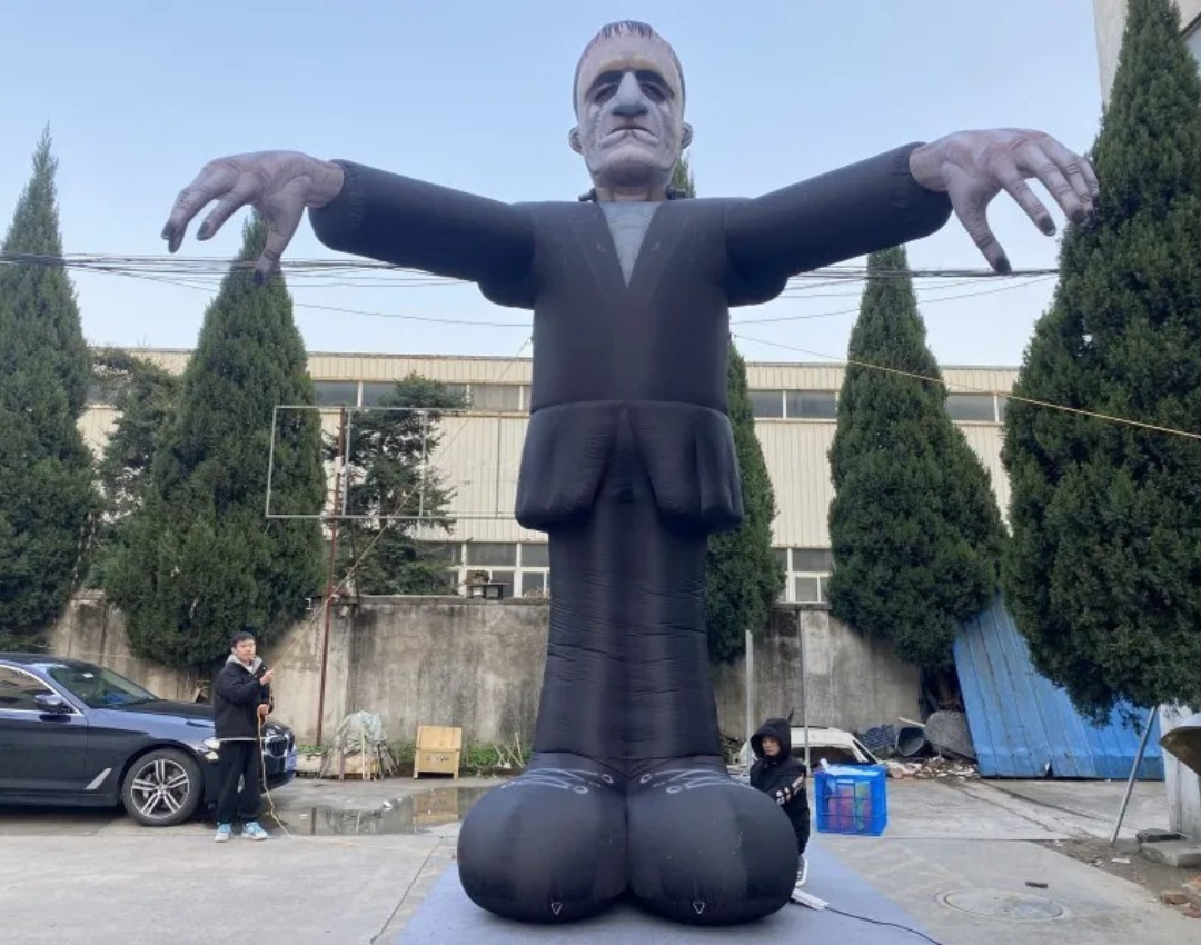 Giant Inflatable Zombie Decoration for Halloween Events