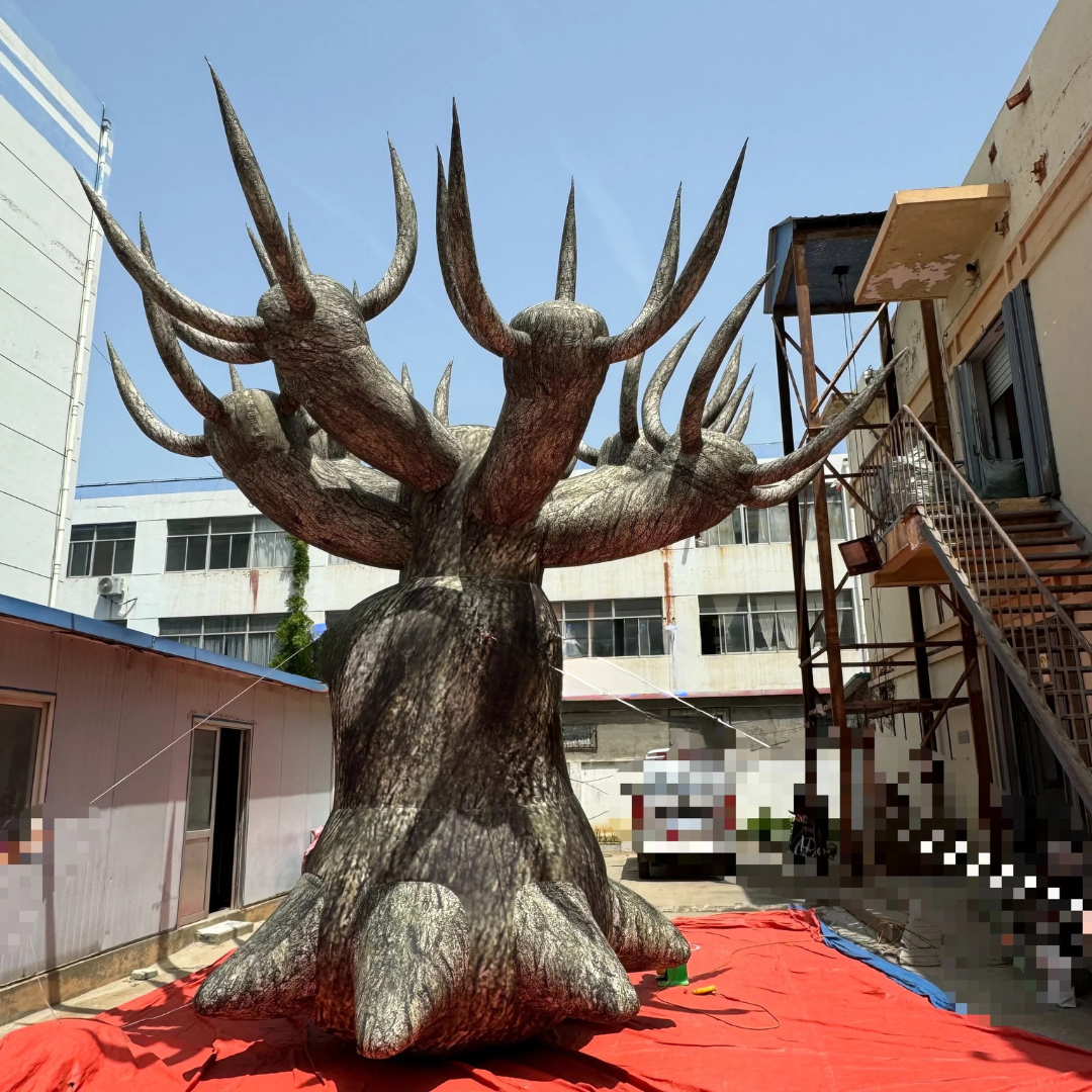 Giant Inflatable Tree for Outdoor Decoration