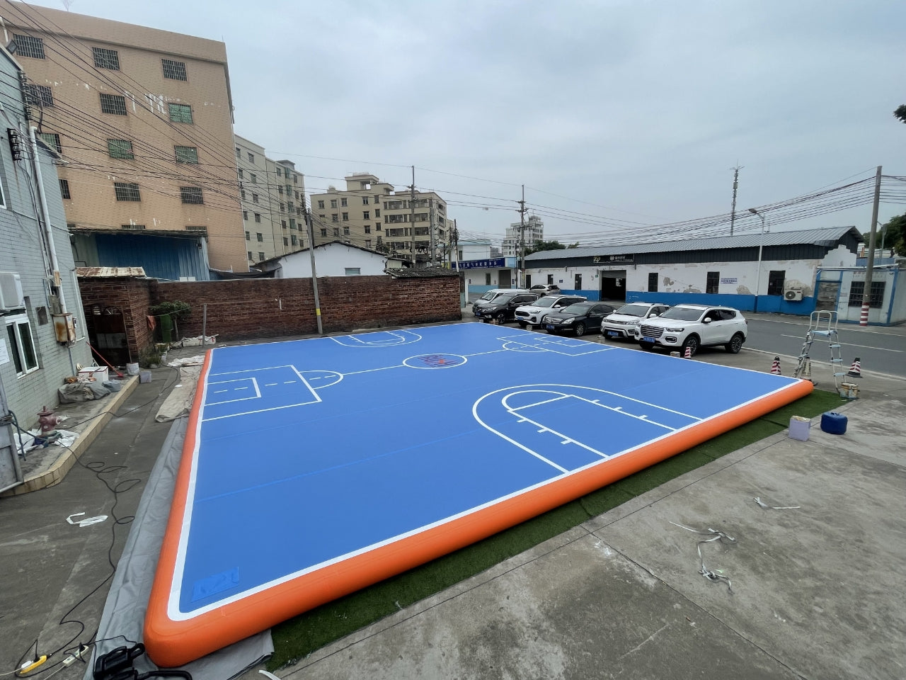 Giant Inflatable Football & Basketball Court for Events
