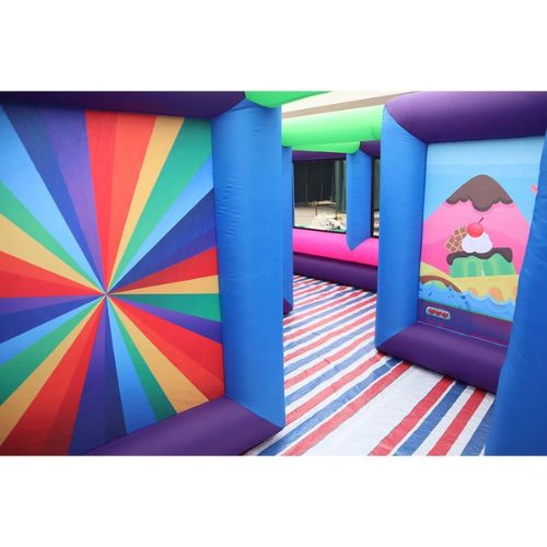 Outdoor Circus Theme Inflatable Maze Court