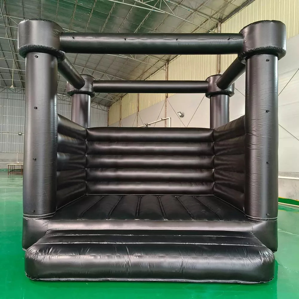 Castillo Inflable Negro para Fiestas Oscuras de Boda
