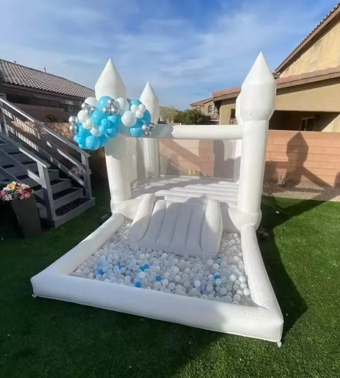 Casa Inflable Saltarina con Globos para Niños y Fiestas