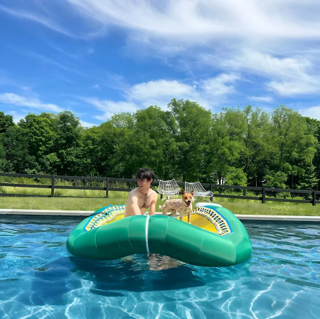 Poolparty aufblasbare Schwimmblase PVC-Wasser-aufblasbares Trampolin aufgeblasenes schwimmendes Trampolinbett für die Wasserfreizeit