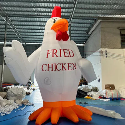 Riesiges aufblasbares Huhn für Events individuell gestaltet