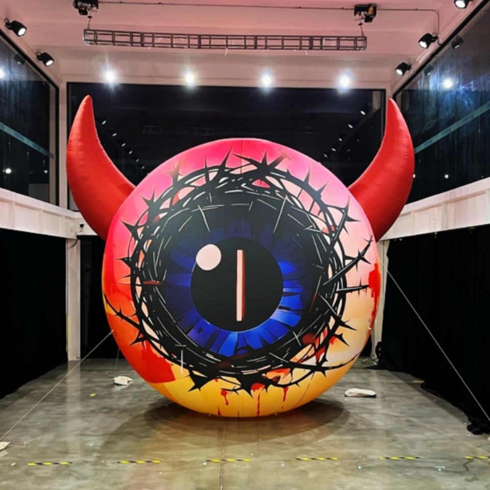Inflatable LED Eyeball Sphere Display for Halloween Events