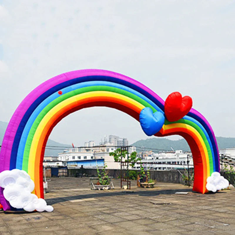 Riesiger aufblasbarer Regenbogenbogen