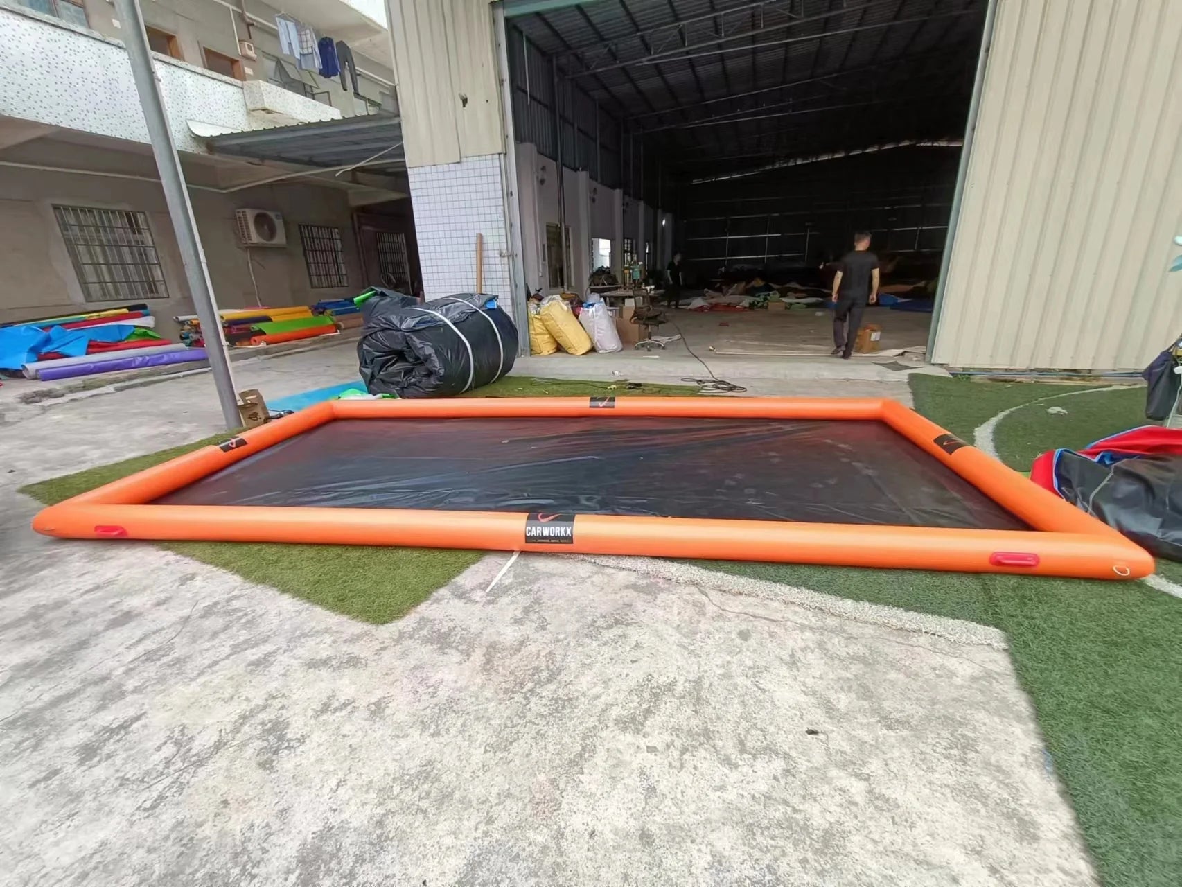 Inflatable Car Wash Mat Portable Water Containment