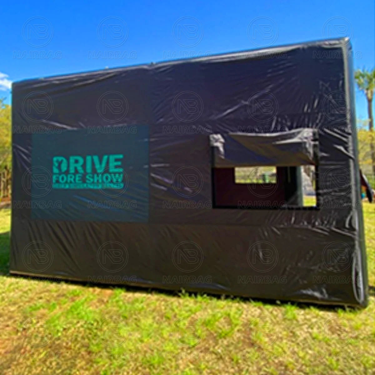 Portable Inflatable Golf Simulator Enclosure Pop Up Training Cage