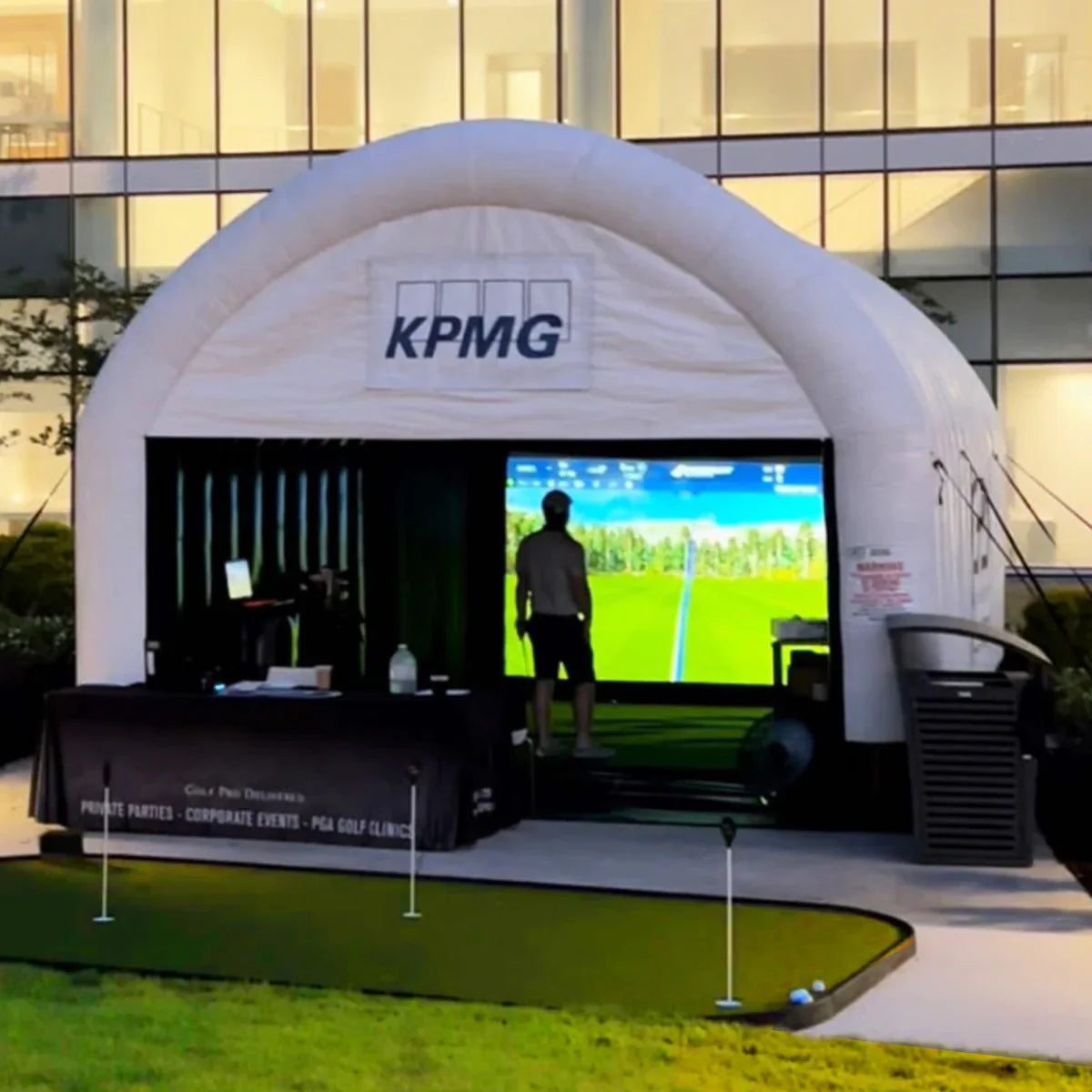 Inflatable Golf Simulator Enclosure Tent With Screen 24 FT
