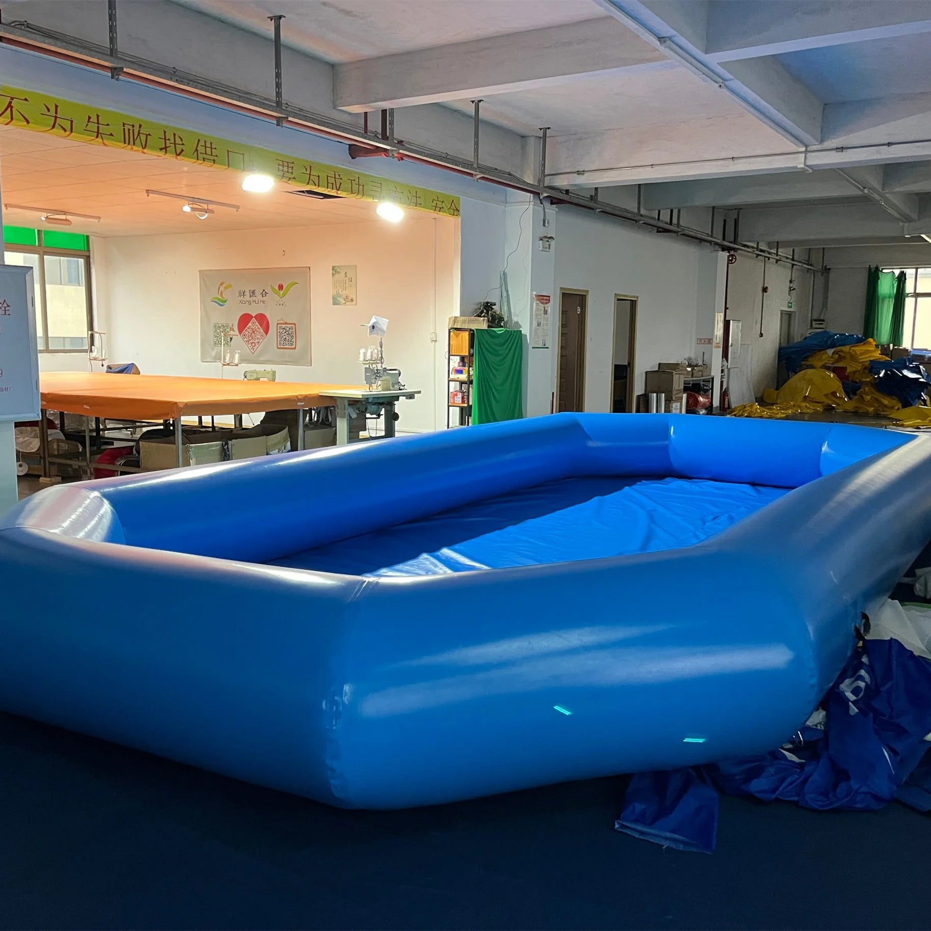 Inflatable Dog Swimming Pool 13 FT x 13 FT PVC